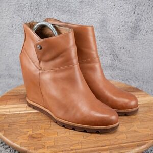 UGG Amal Women's 9 Brown Leather Ankle Bootie Pull On Wedge Casual Boots Shoes